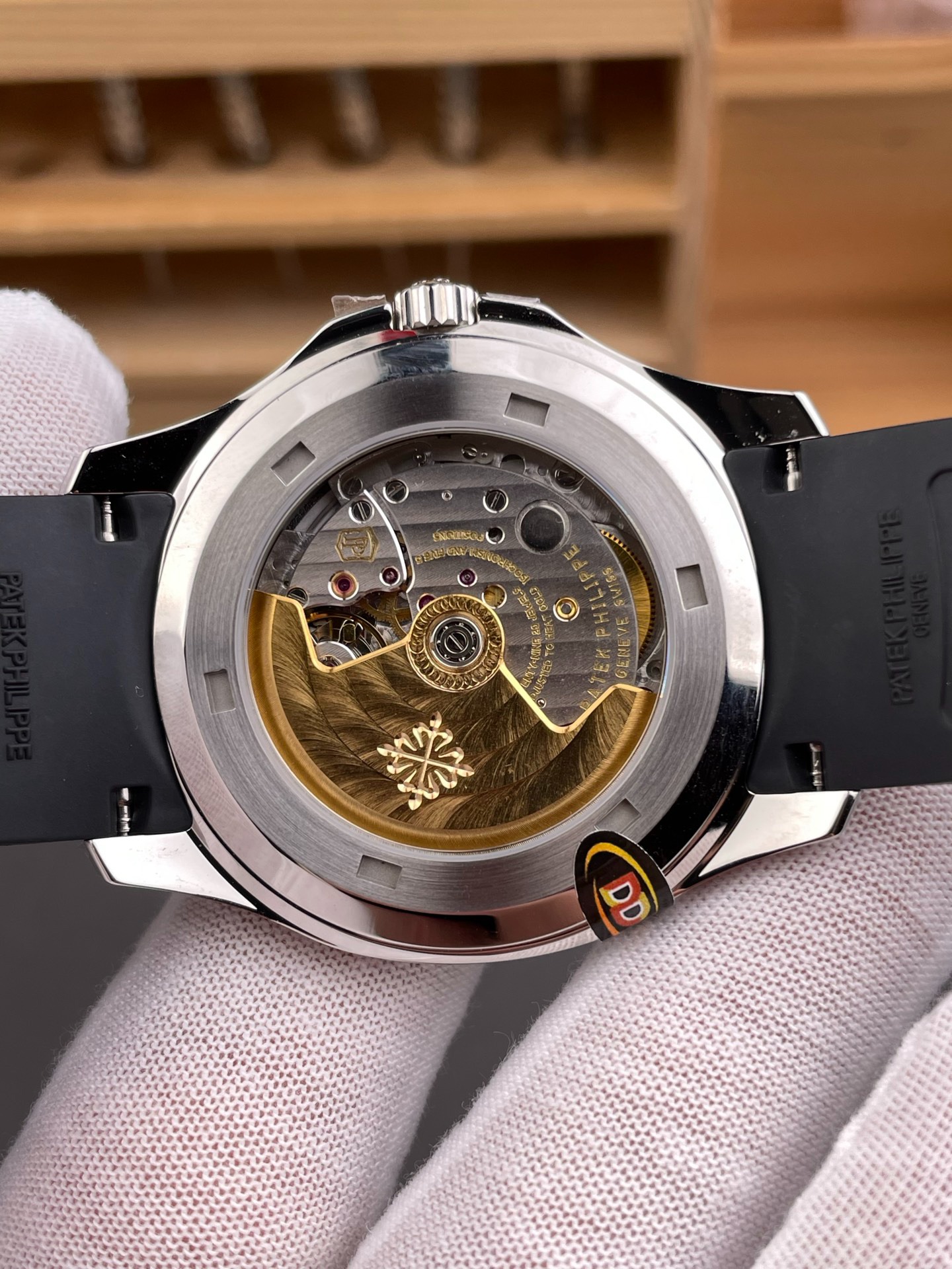 Aquanaut 5167 · Black Dial · DDF 8