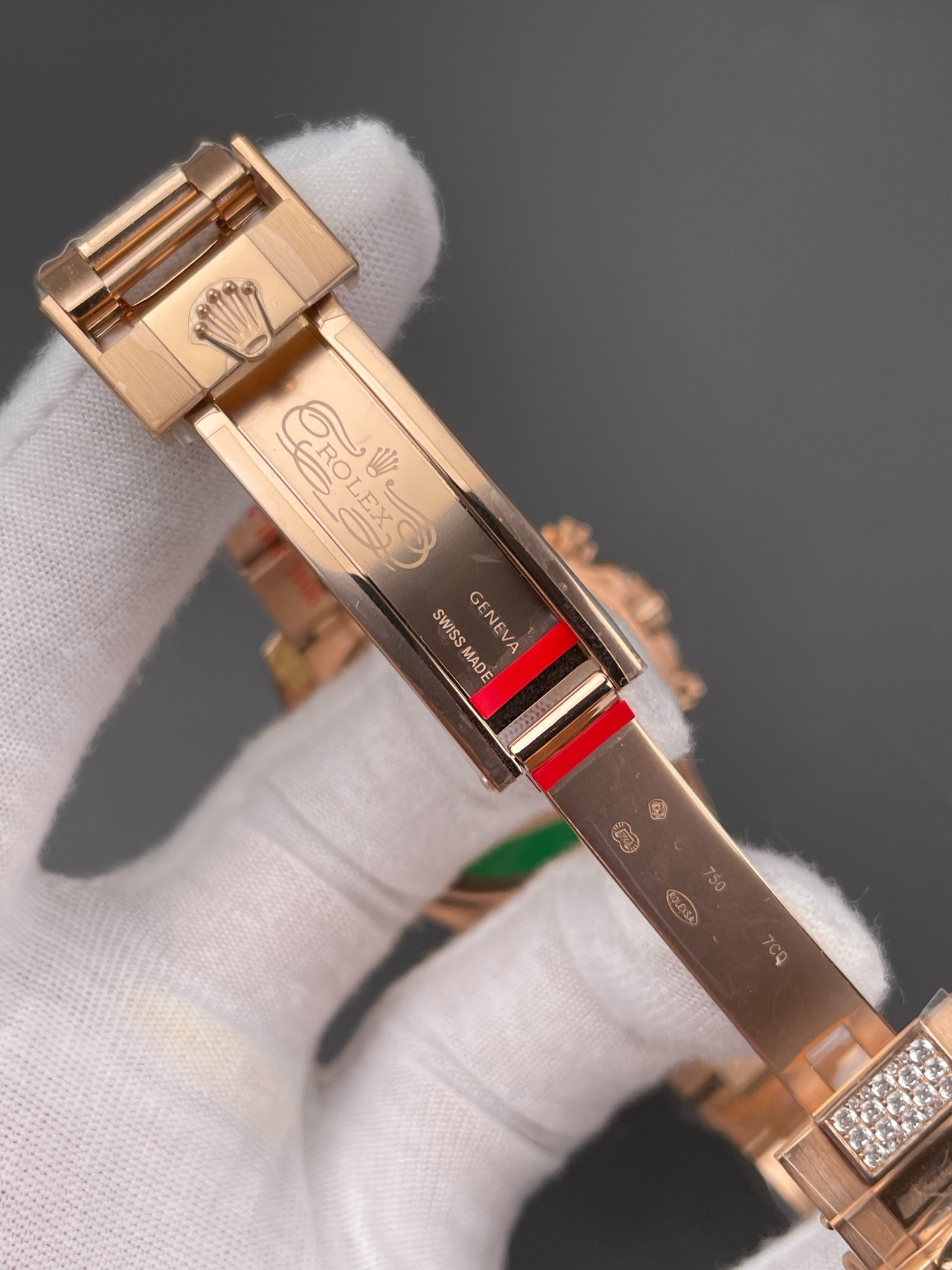 Daytona Rainbow · Rose Gold · Coloured Sapphires 7